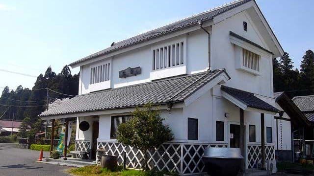 株式会社富川酒造店